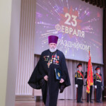 Священнослужитель с наградами