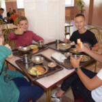 Первокурсники в столовой