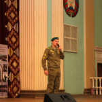 Поет курсант пограничник