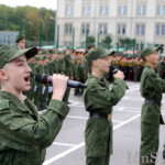 Поют суворовцы первокурсники