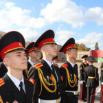 Кадеты на строевом плацу