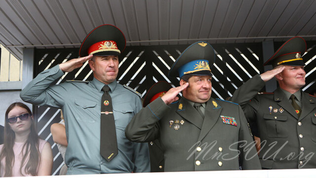 На трибуне