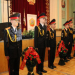 Венки от суворовцев и кадет