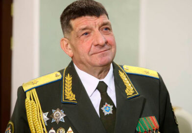 Выпускник Минского СВУ генерал-майор запаса Вадим Денисенко