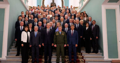 Депутаты Парламента в Минском СВУ