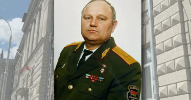 Генерал-майор Степанов Виталий Павлович