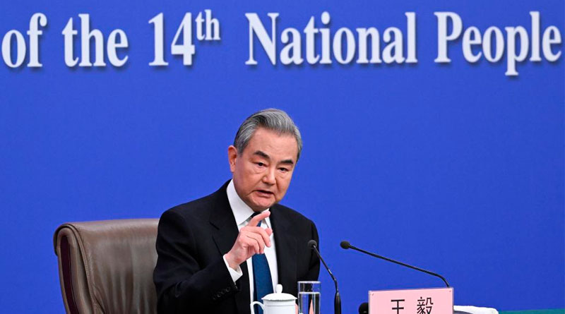 Китай осуждает удары по странам Персидского залива и требует прекращения огня