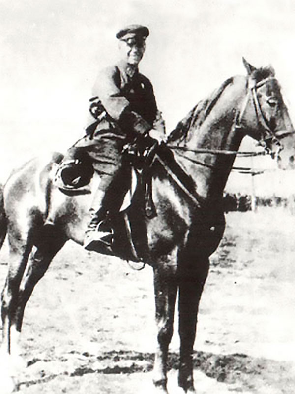 Командир полка Жуков Георгий Константинович