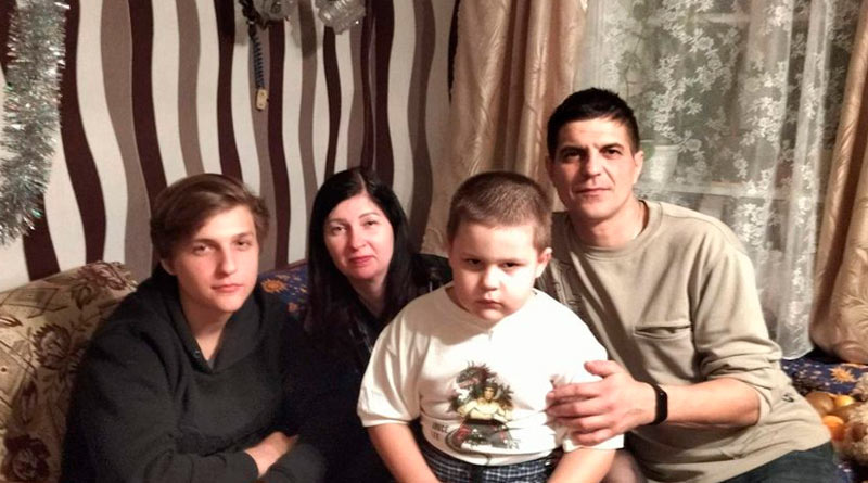 Подполковник Алексей Мелешков с семьей