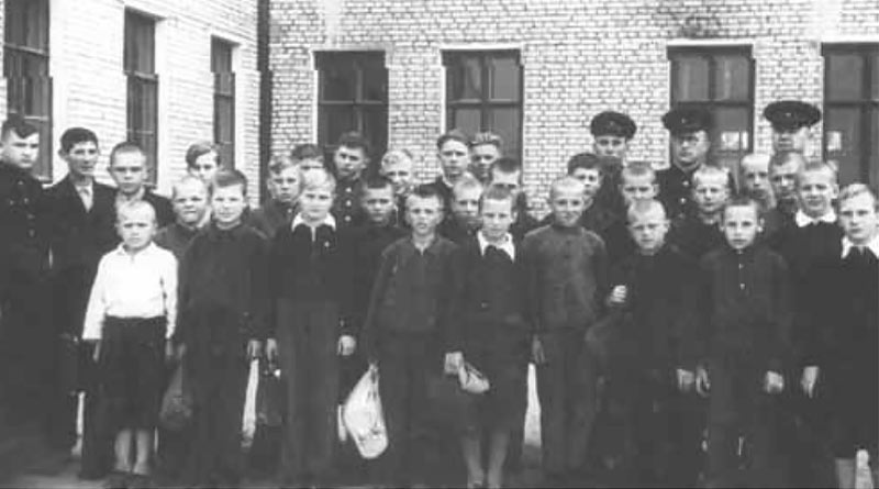 Первый набор суворовцев Минского СВУ 1953 года