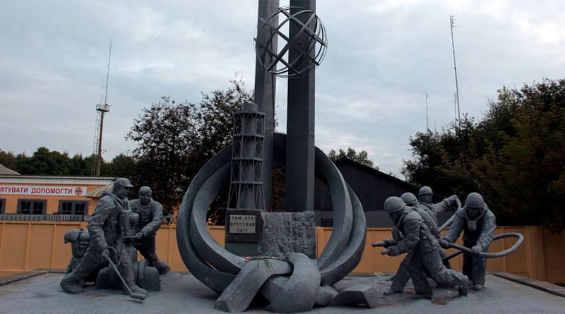 Памятник пожарным Чернобыля