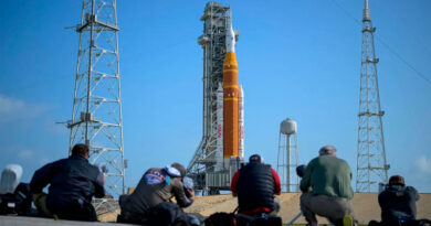 Пуск ракеты Artemis II: люди снова летят к Луне